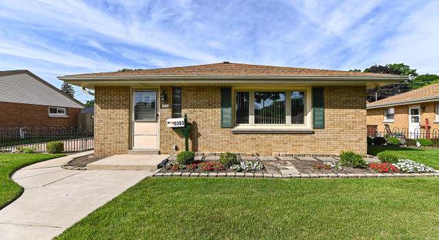 Photo of 3363 S Honey Creek Dr, Milwaukee, WI 53219