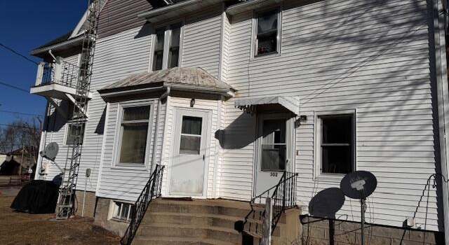 Photo of 301 N Main St, Reeseville, WI 53579