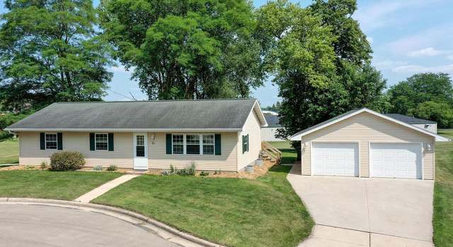 Photo of 425 Irving St, Horicon, WI 53032