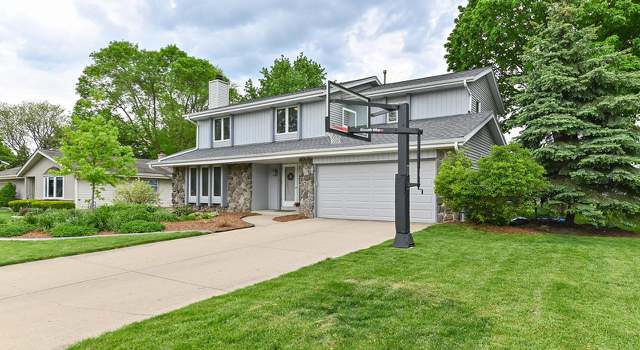 Photo of 4535 S Quimby Ave, New Berlin, WI 53151
