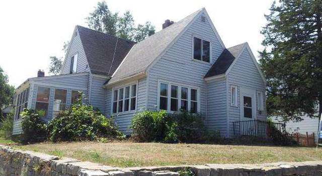 Photo of 2326 State St #2328, La Crosse, WI 54601