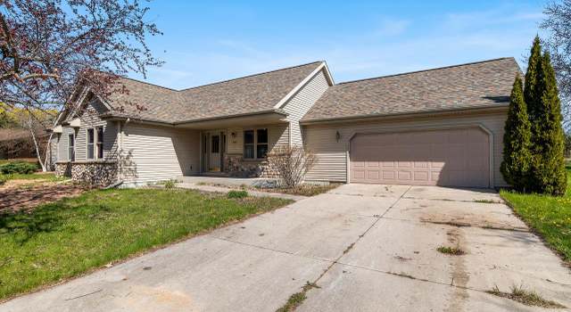 Photo of 1016 Carver Ave, Howards Grove, WI 53083