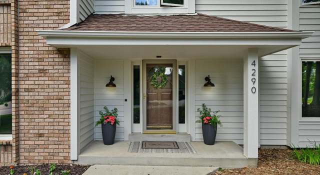 Photo of 4290 S Coventry Rd, New Berlin, WI 53151