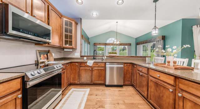 Photo of 1411 Applewood Cir, Mukwonago, WI 53149