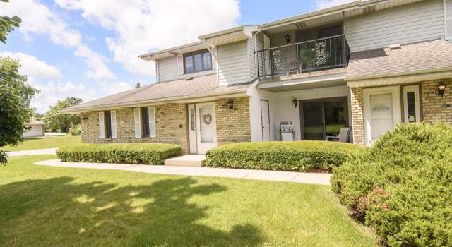 Photo of 1433 Sun Valley Dr #104, Racine, WI 53406