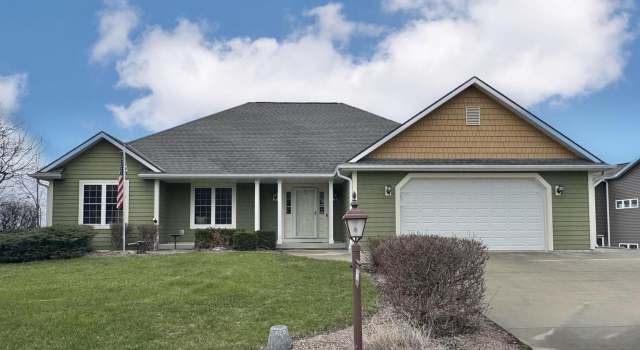 Photo of N641 S Hickory Hills Dr, Oconomowoc, WI 53066