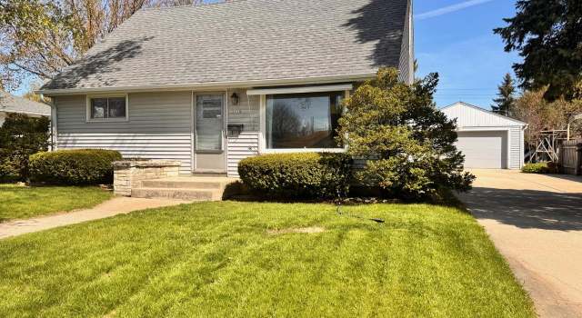 Photo of 2432 W Whitaker Ave, Milwaukee, WI 53221