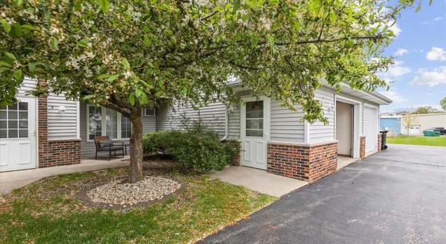 Photo of 514 Root Ave Unit D, Hartford, WI 53027