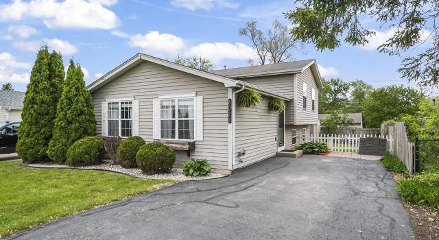 Photo of 6021 241st Ct, Salem, WI 53168