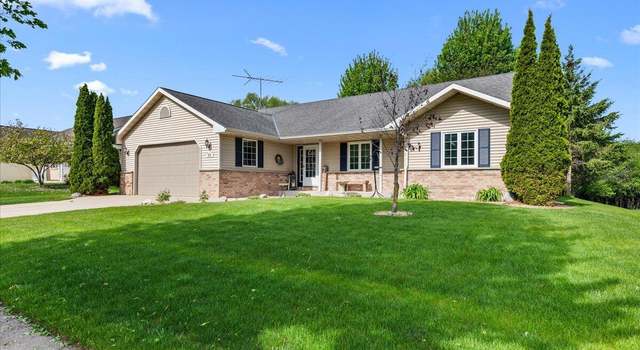 Photo of 231 Northview Trl, Hartford, WI 53027