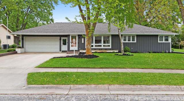 Photo of 334 Lee Ave, Brillion, WI 54110