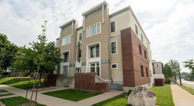 Photo of 2904 N Cambridge Ave #302, Milwaukee, WI 53211