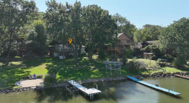 Photo of N7049 Oakwood Rd, Whitewater, WI 53190