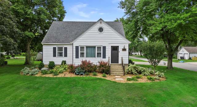 Photo of 303 E Elm St, Silver Lake, WI 53170