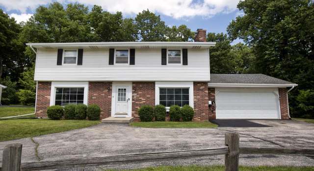 Photo of 6510 N Bethmaur Ln, Glendale, WI 53209