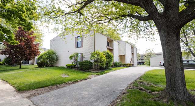 Photo of 1887 Haymarket Rd #30, Waukesha, WI 53189