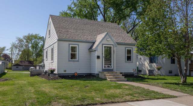 Photo of 2801 Harvey St, La Crosse, WI 54603