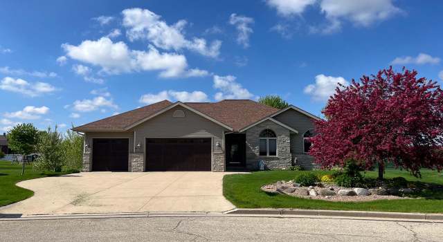 Photo of 1349 Carolyn Blvd, Mayville, WI 53050