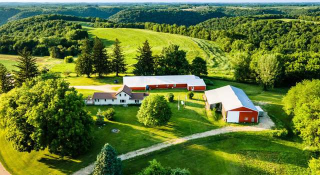 Photo of E2880 Witcraft Ridge Rd, Genoa, WI 54632