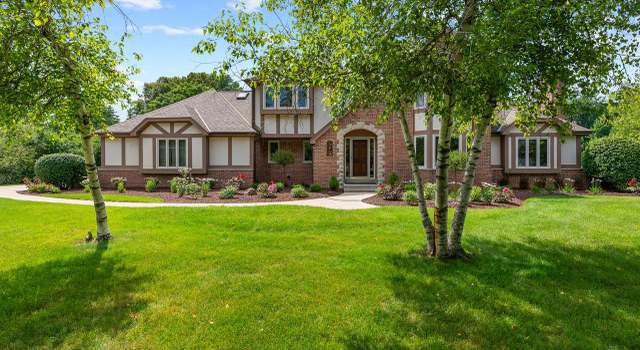 Photo of 11903 N Solar Ave, Mequon, WI 53097