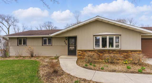 Photo of 229 Moraine Dr, Elkhart Lake, WI 53020