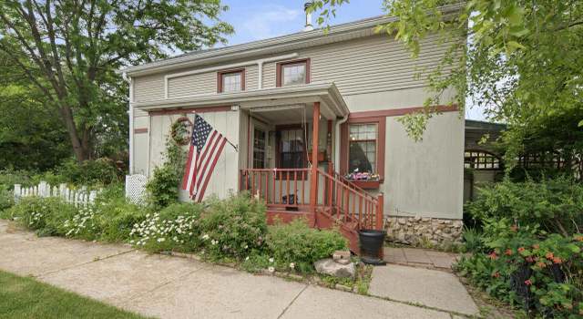 Photo of 232 Second St, Hartford, WI 53027