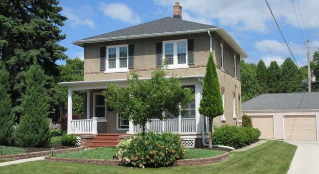 Photo of 628 Roosevelt Rd, Kohler, WI 53044