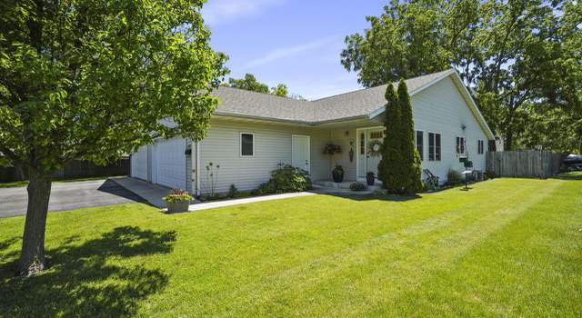 Photo of 1337 9th Ave, Union Grove, WI 53182