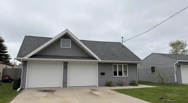 Photo of 2309 9th Pl, Two Rivers, WI 54241