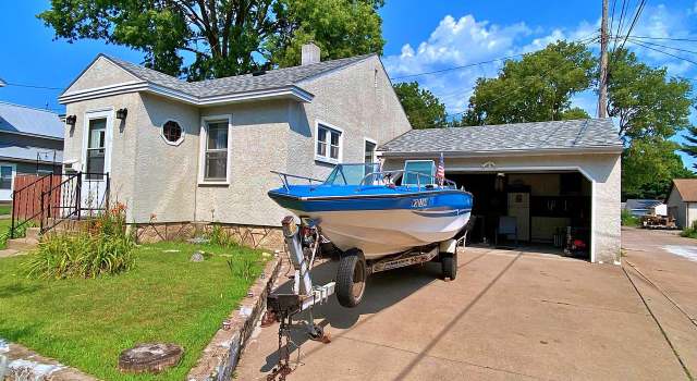 Photo of 1113 16th St S, La Crosse, WI 54601