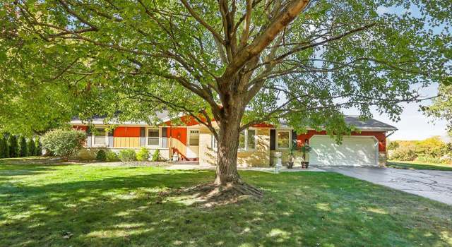 Photo of N40W22618 Overhill Ln, Pewaukee, WI 53072