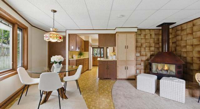 Photo of 7022 N Navajo Ave, Glendale, WI 53217