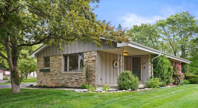 Photo of 6196 N River Trail Dr, Milwaukee, WI 53225