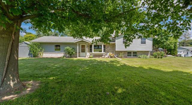 Photo of N4029 Vista Rd, Sullivan, WI 53178