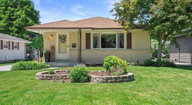 Photo of 1017 S 120th St, West Allis, WI 53214