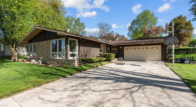 Photo of 2108 Hickory Ln, New Holstein, WI 53061