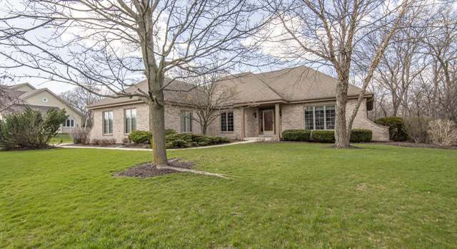 Photo of 3271 S Highpointe Dr, New Berlin, WI 53151