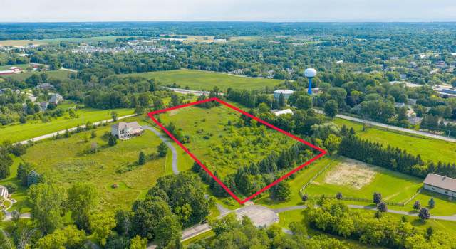 Photo of Lt9 N Sherman Ct, Cedarburg, WI 53012