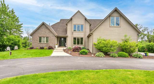 Photo of 1441 W County Line Rd, River Hills, WI 53217