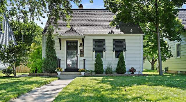 Photo of 1004 S 114th St, West Allis, WI 53214