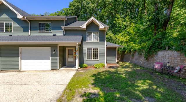 Photo of 200 James St Unit D, Slinger, WI 53086