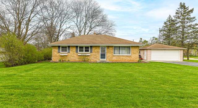 Photo of 4690 S 114th St, Greenfield, WI 53228