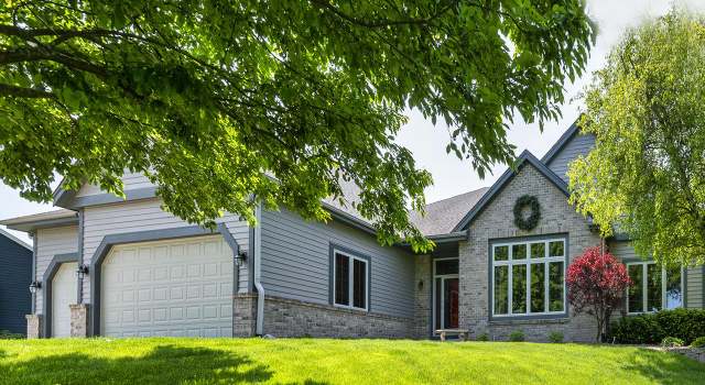 Photo of S38W22275 Arlo Dr, Waukesha, WI 53189