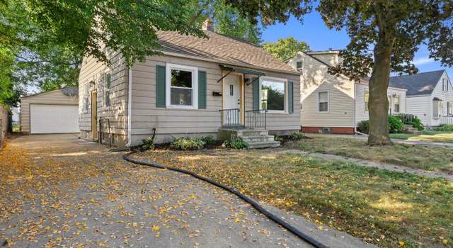 Photo of 2913 72nd St, Kenosha, WI 53143