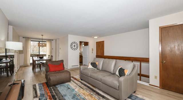 Photo of 1875 Haymarket Rd #20, Waukesha, WI 53189