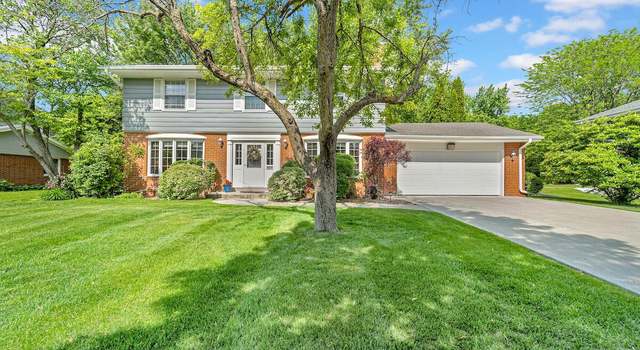 Photo of 519 Madero Dr, Thiensville, WI 53092