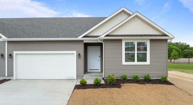 Photo of 1599 Meadowview Ct, Whitewater, WI 53190