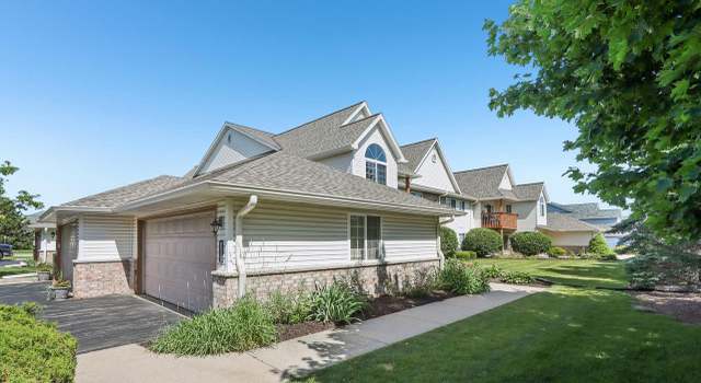 Photo of 2205 N University Dr #5, Waukesha, WI 53188