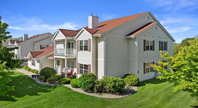 Photo of 660 Wood River Ct #1, West Bend, WI 53095
