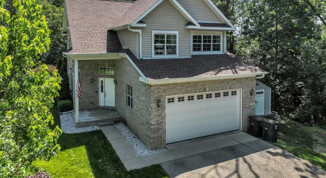Photo of N8986 Swift Lake Rd, East Troy, WI 53120